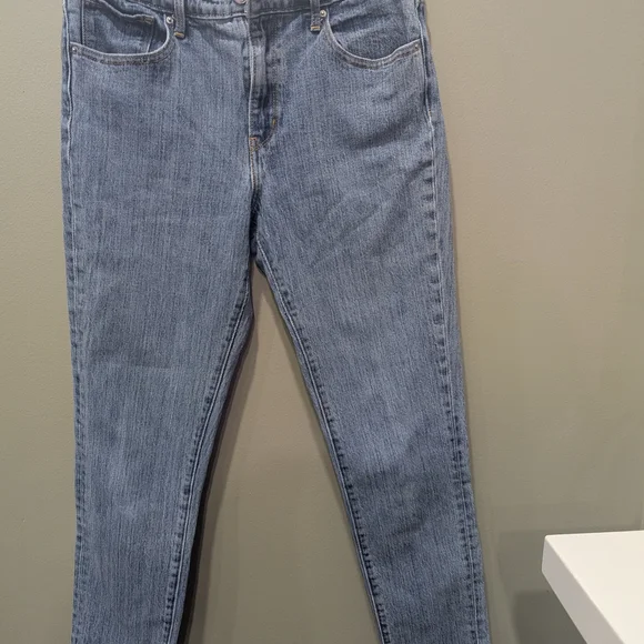 Levi's Light Blue Straight Leg Jeans for Women - Picture 2 of 6